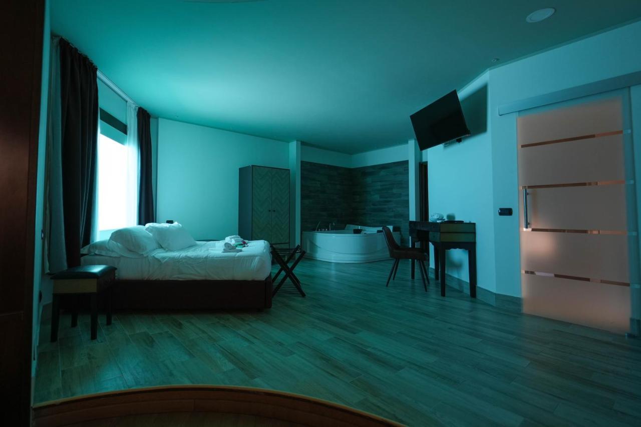 Paradise Suite Latina Zewnętrze zdjęcie