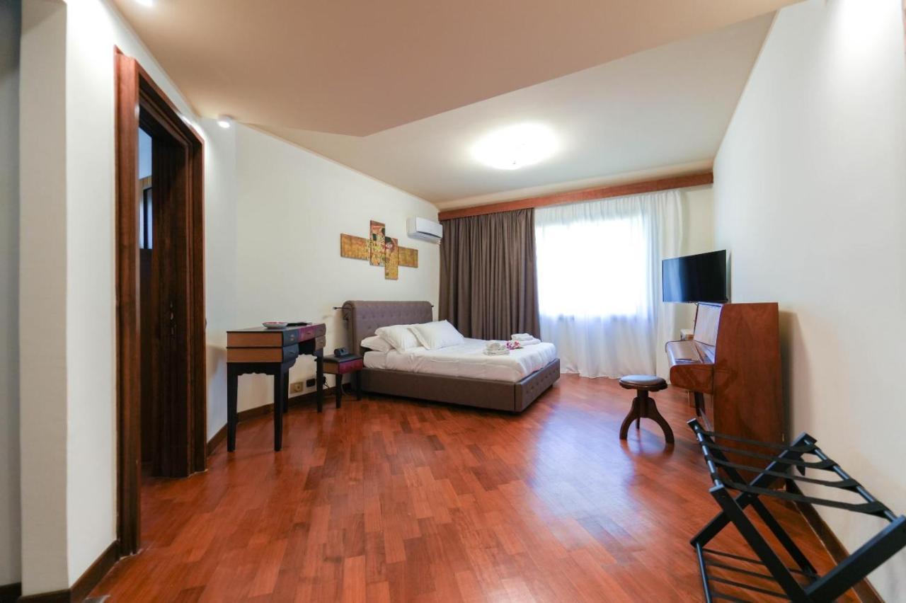 Paradise Suite Latina Zewnętrze zdjęcie